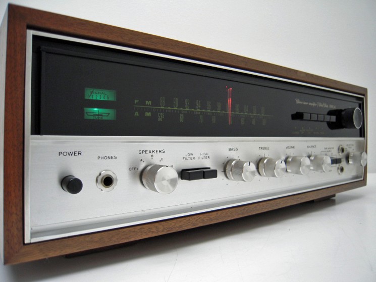 Vintage Sansui Stereo 15